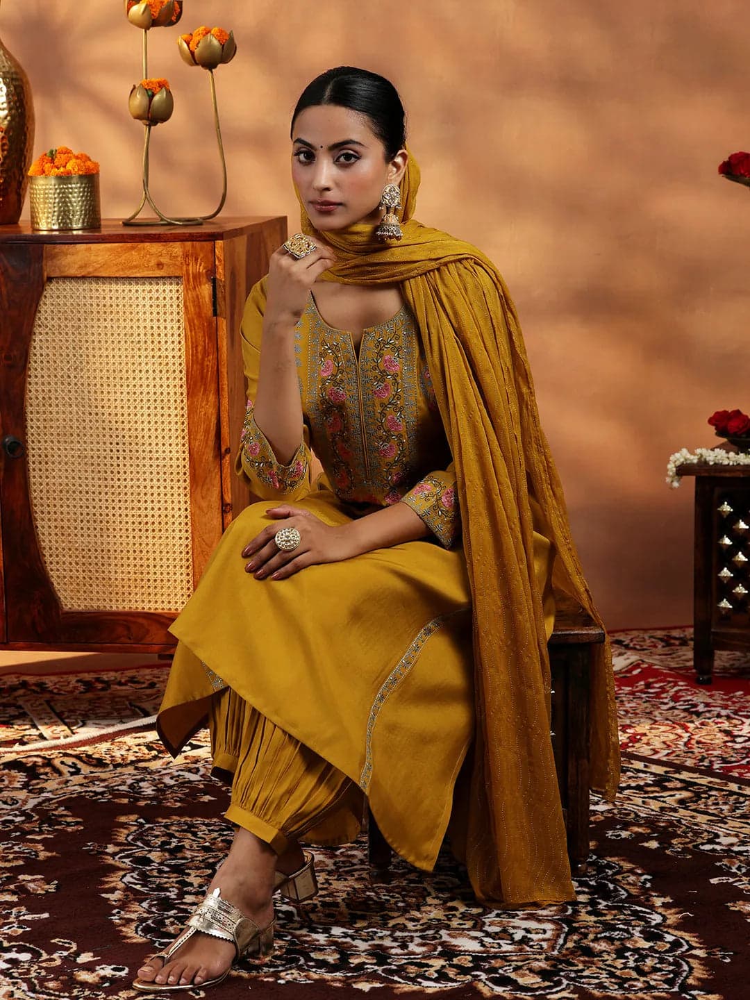 Designer Boutique Suit Set 1