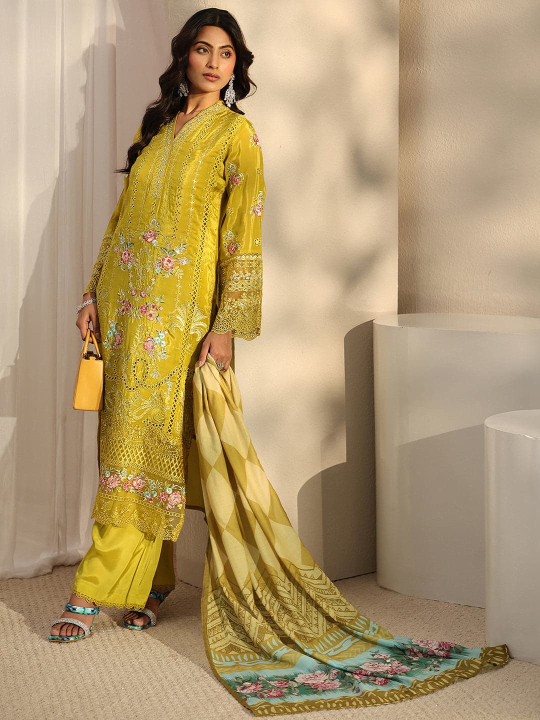 Green Floral Embroidered Silk Blend Straight Suit Set With Dupatta